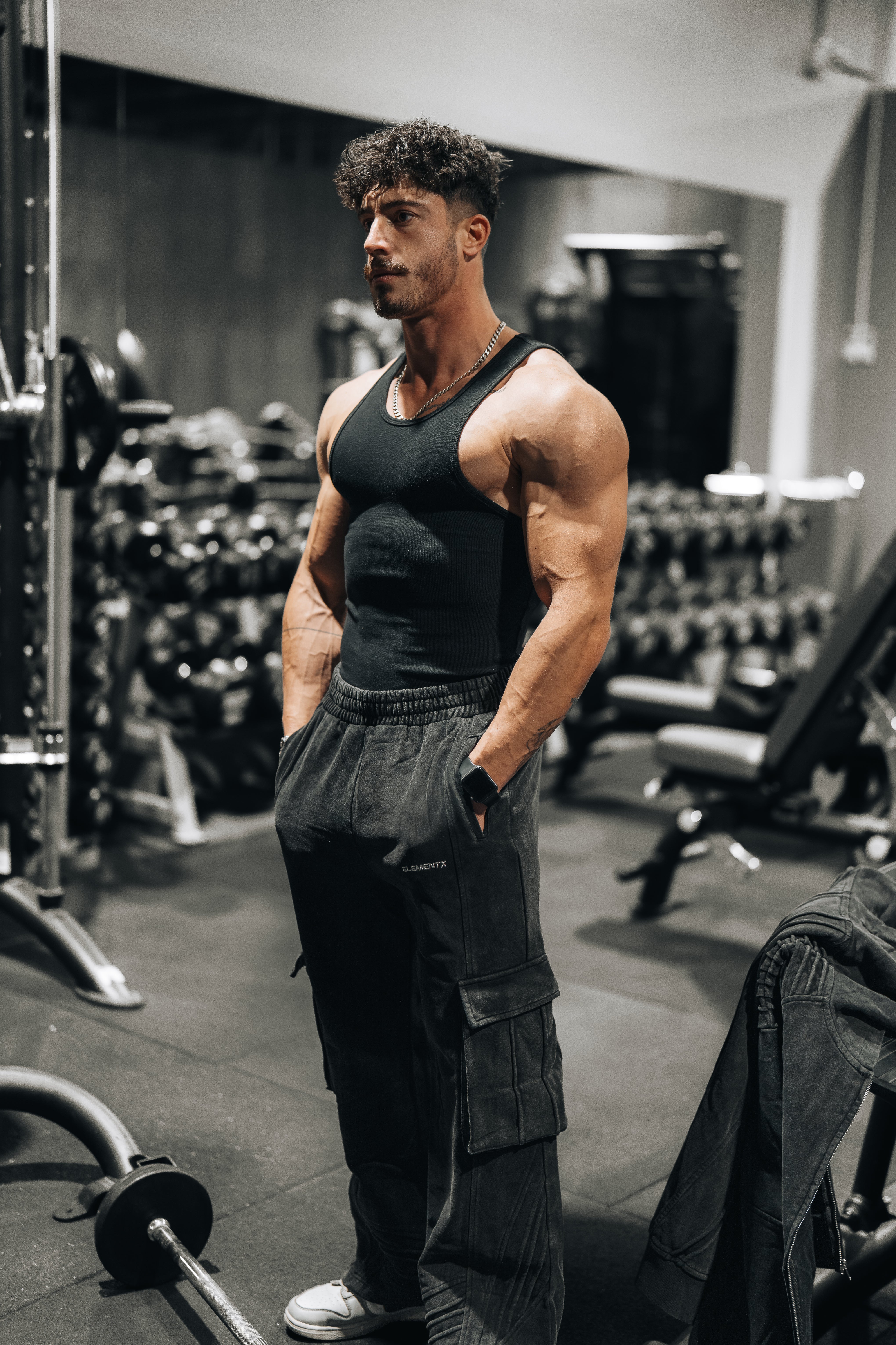 model: 177cm 83kg | Wearing L